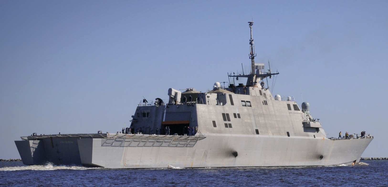 lcs-1 uss freedom class littoral combat ship us navy 94 mayport florida