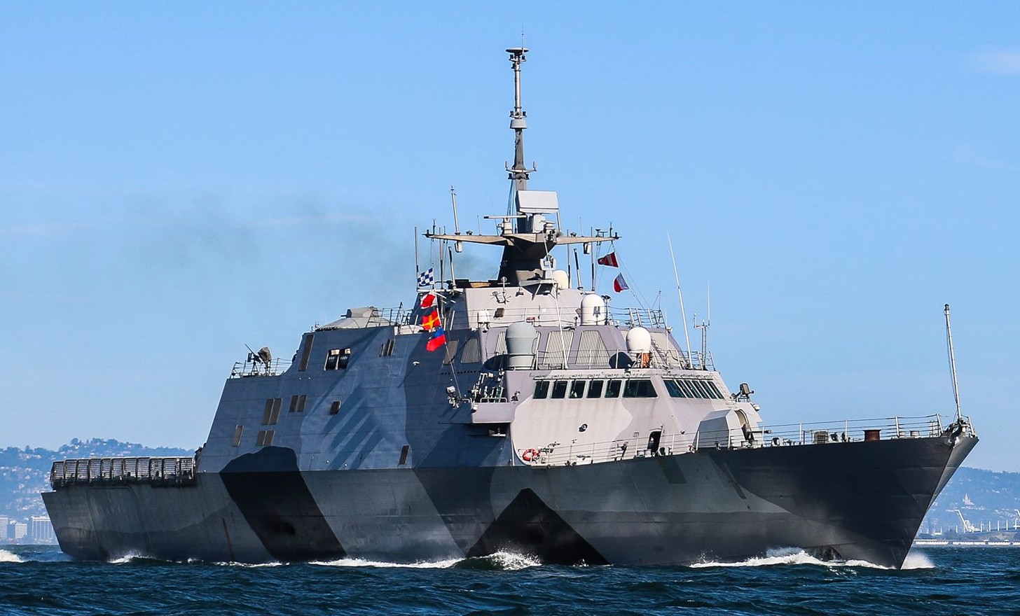 lcs-1 uss freedom class littoral combat ship us navy 165