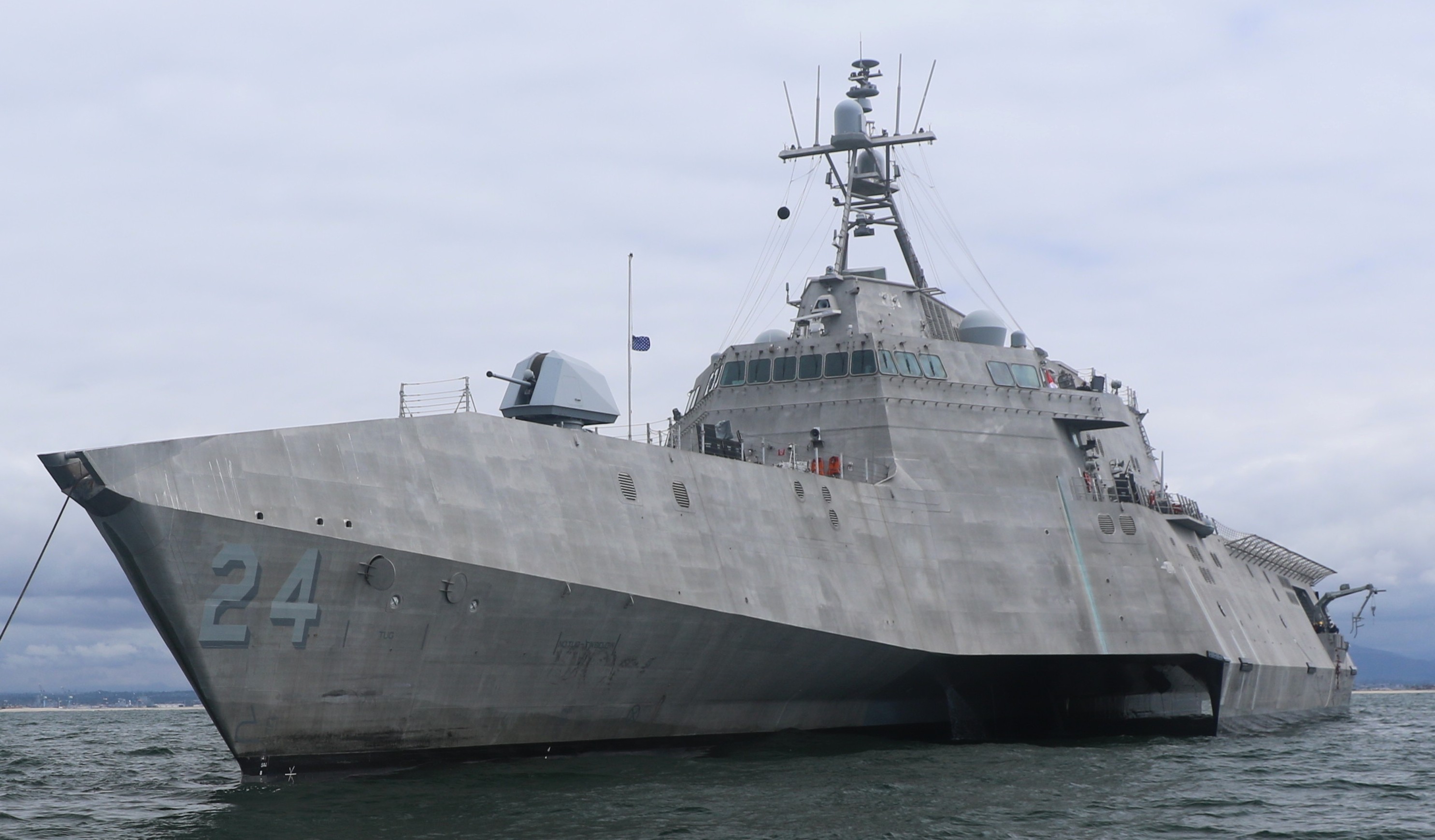 lcs-24 uss oakland independence class littoral combat ship us navy 12