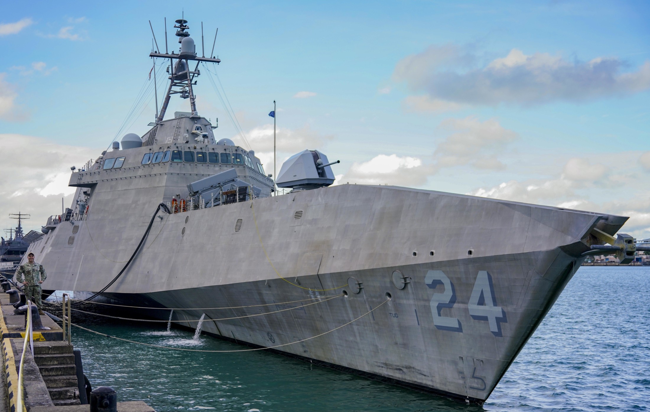 LCS-24 USS Oakland Independence class Littoral Combat Ship