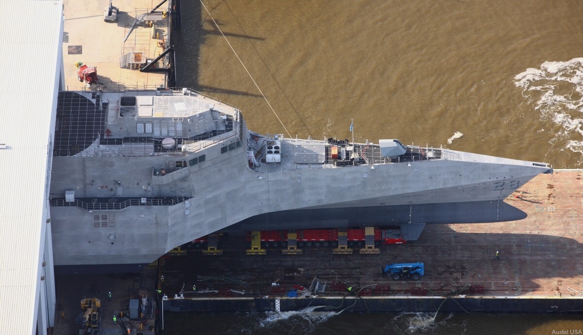 lcs-28 uss savannah independence class littoral combat ship us navy 03 roll-out austal mobile alabama