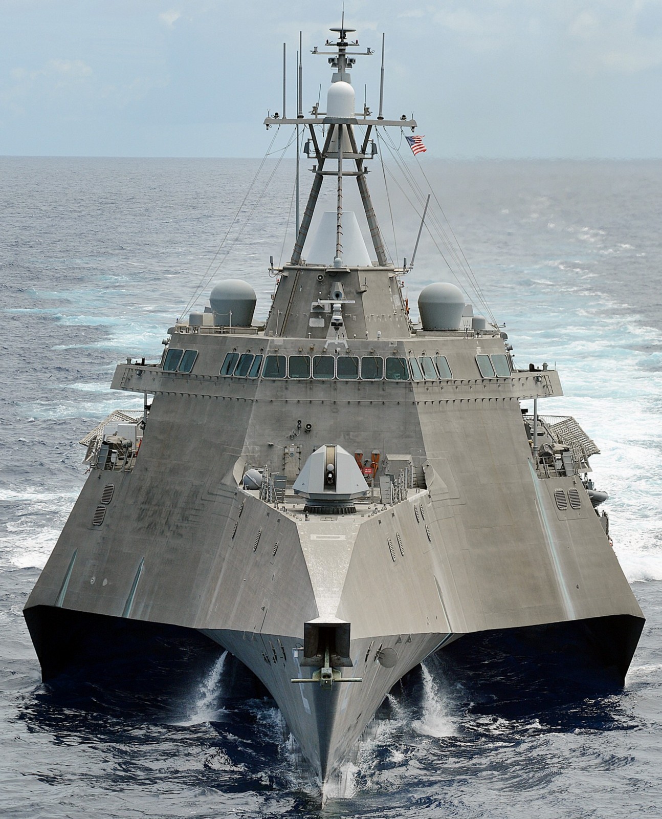 lcs-2 uss independence littoral combat ship us navy class 08