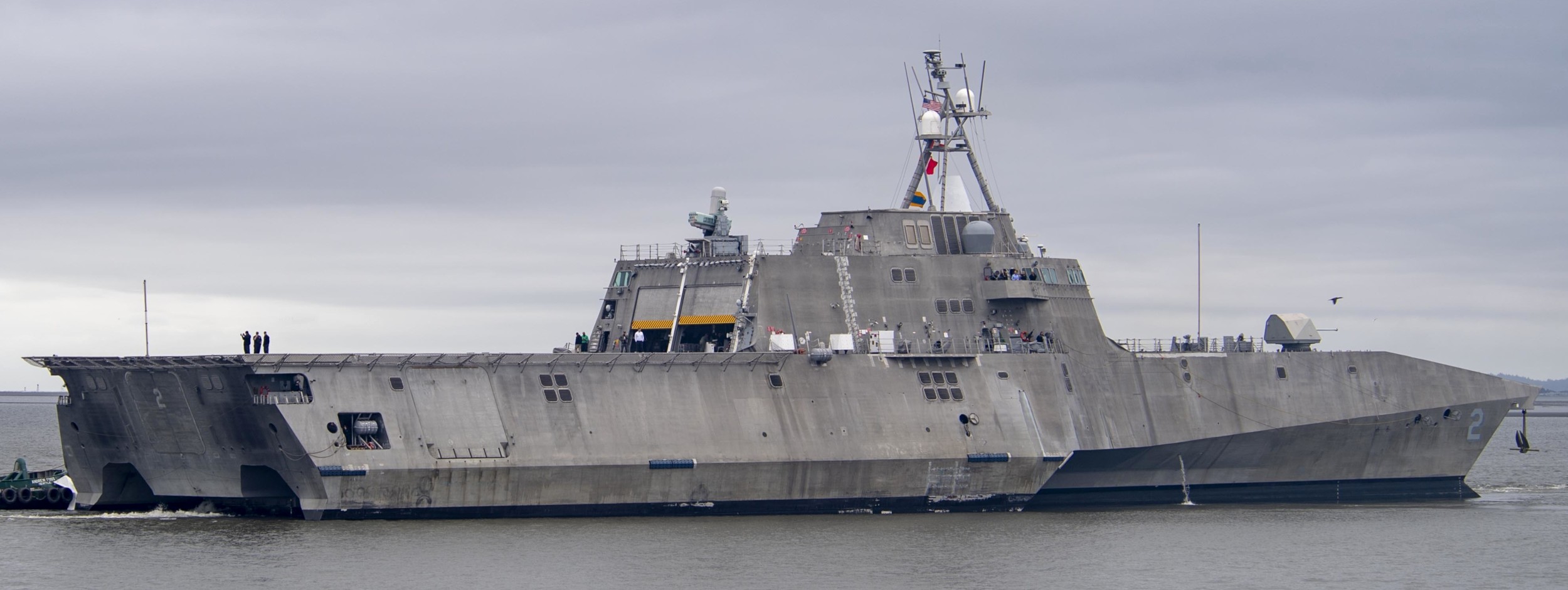 lcs-2 uss independence littoral combat ship us navy class 09 rose festival portland oregon