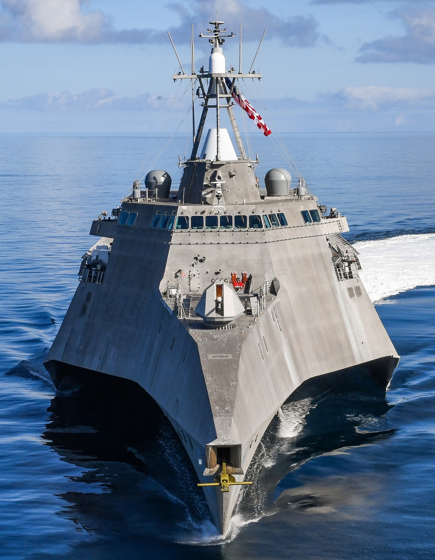 lcs-2 uss independence littoral combat ship us navy class 14