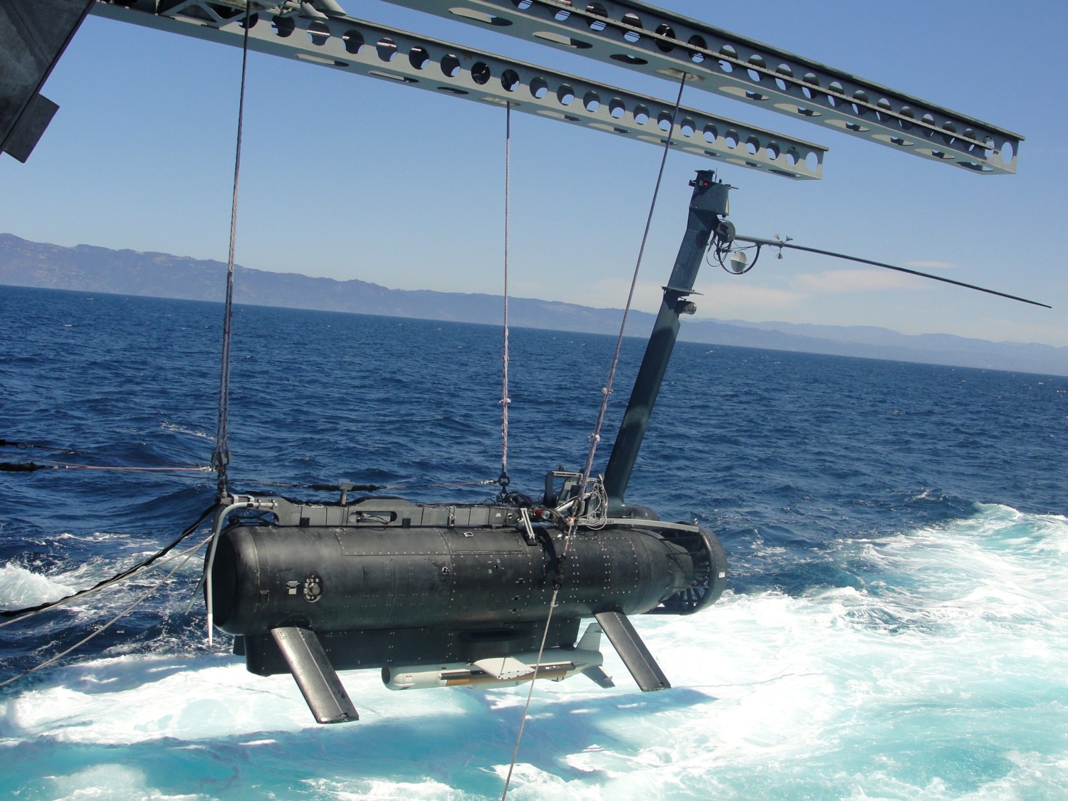 فئة الاستقلال سفينة قتالية ساحلية تابعة للبحرية الأمريكية austal 24c نظام البحث عن الألغام عن بعد rms