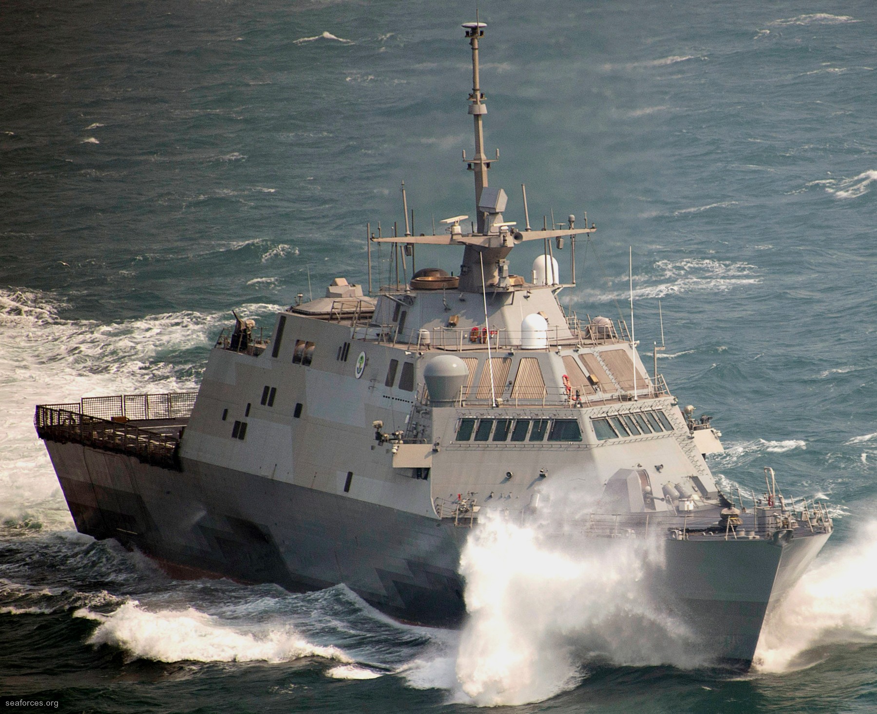 lcs-3 uss fort worth littoral combat ship freedom class us navy 12