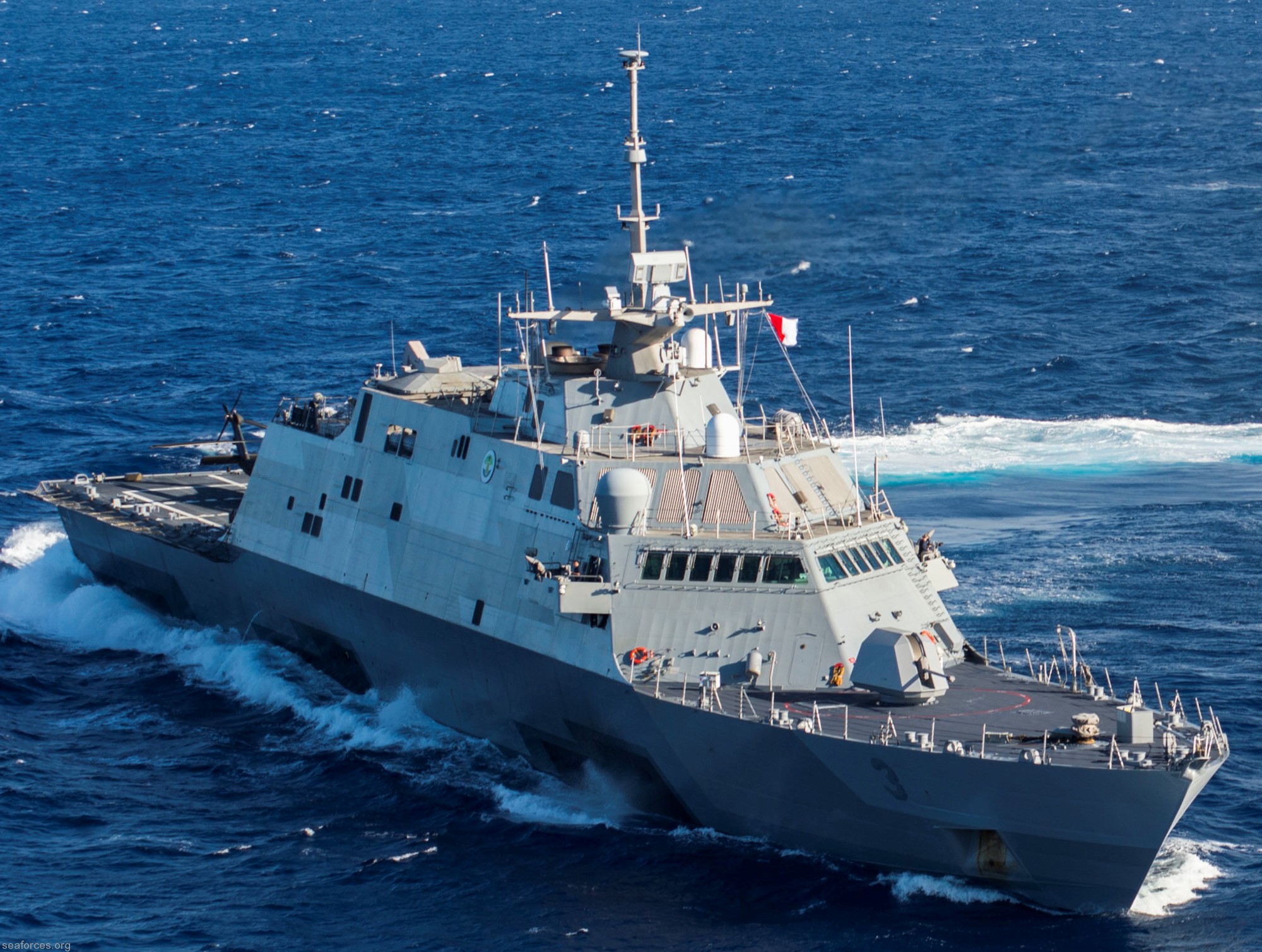 lcs-3 uss fort worth littoral combat ship freedom class us navy 39