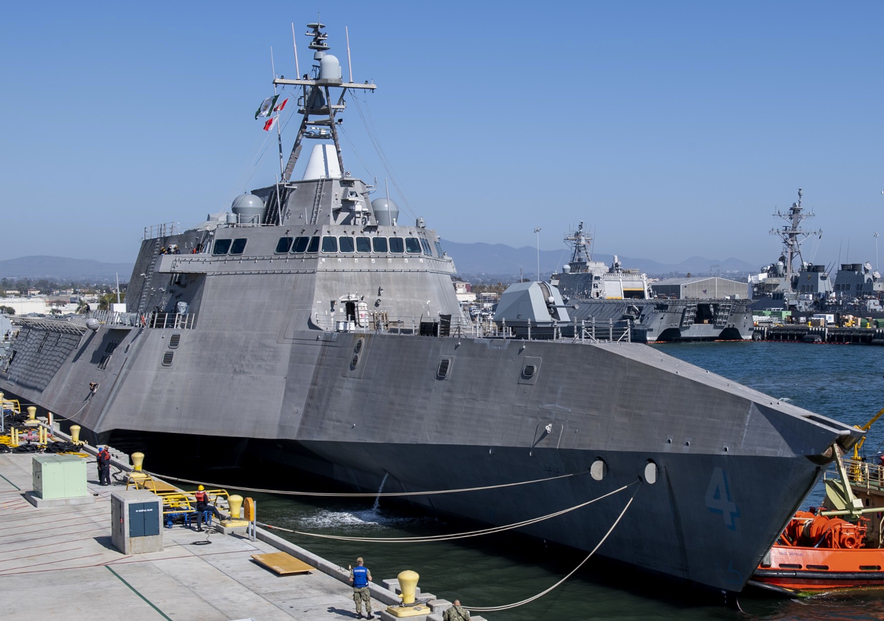 lcs-4 uss coronado independence class littoral combat ship us navy naval base san diego california 42