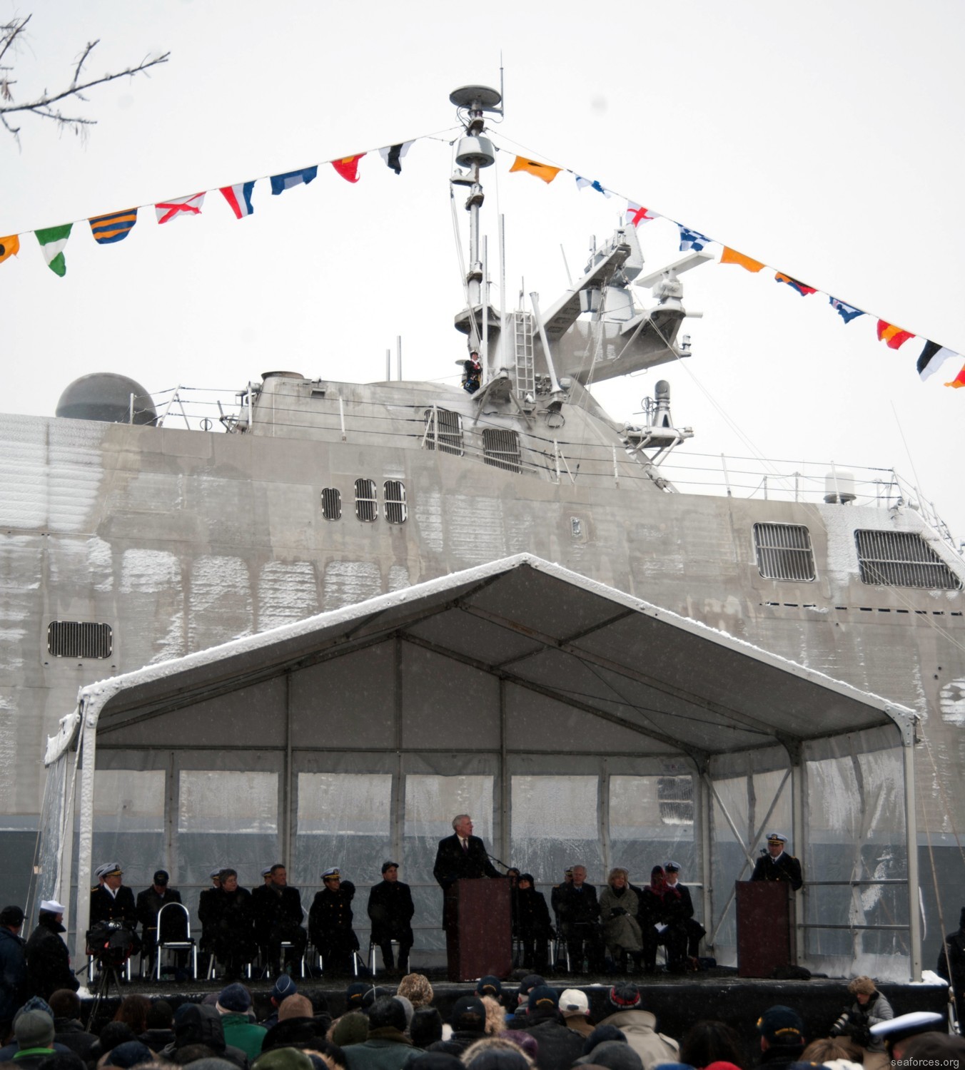 lcs-5 uss milwaukee littoral combat ship freedom class us navy 08 commissioning ceremony