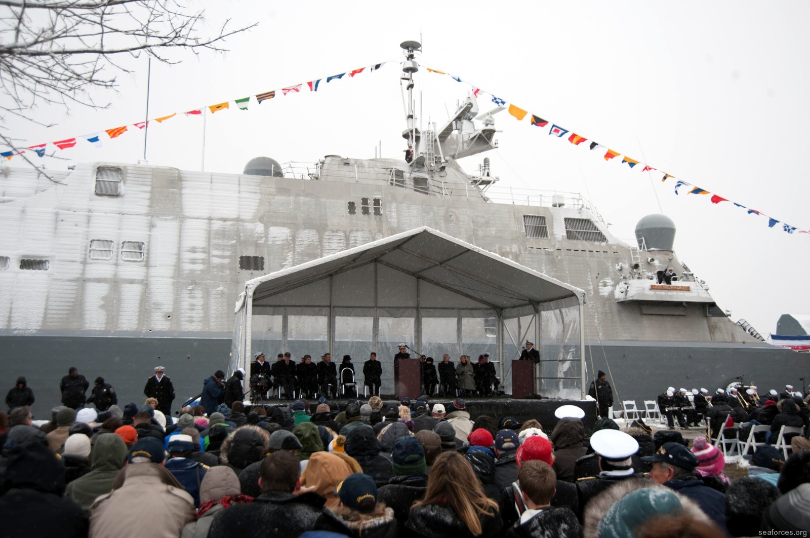 lcs-5 uss milwaukee littoral combat ship freedom class us navy 09 commissioning