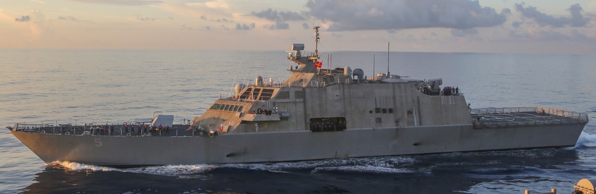 lcs-5 uss milwaukee freedom class littoral combat ship us navy 54 atlantic ocean