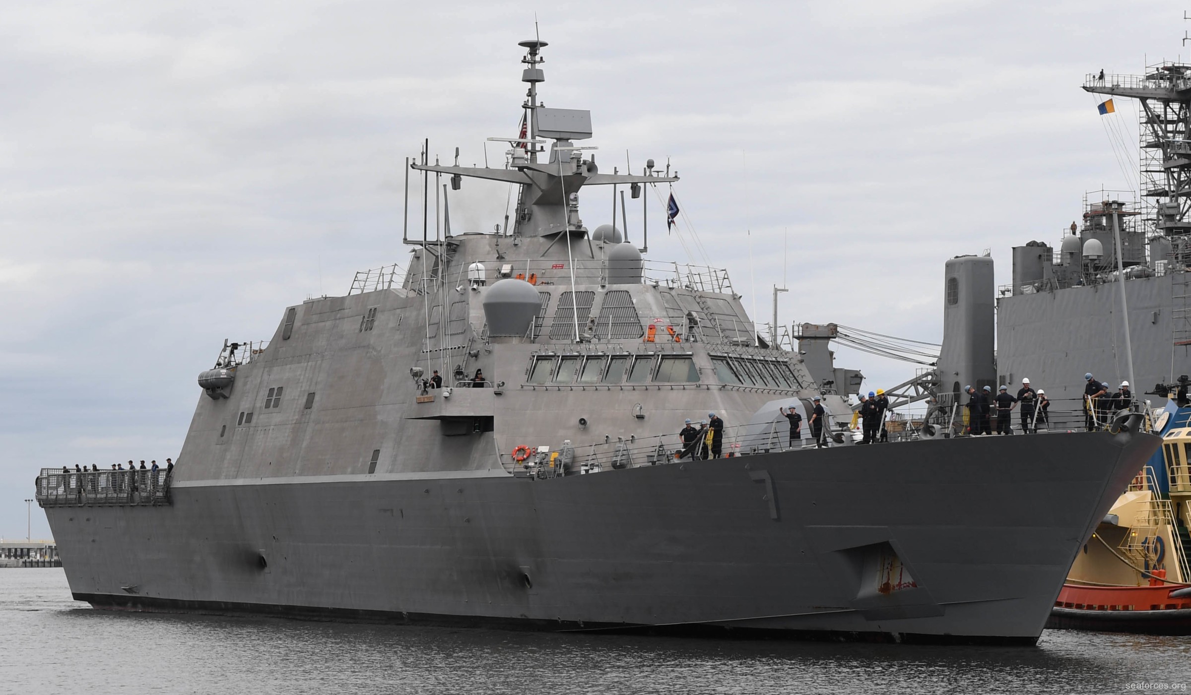 lcs-7 uss detroit littoral combat ship freedom class navy 20 mayport florida
