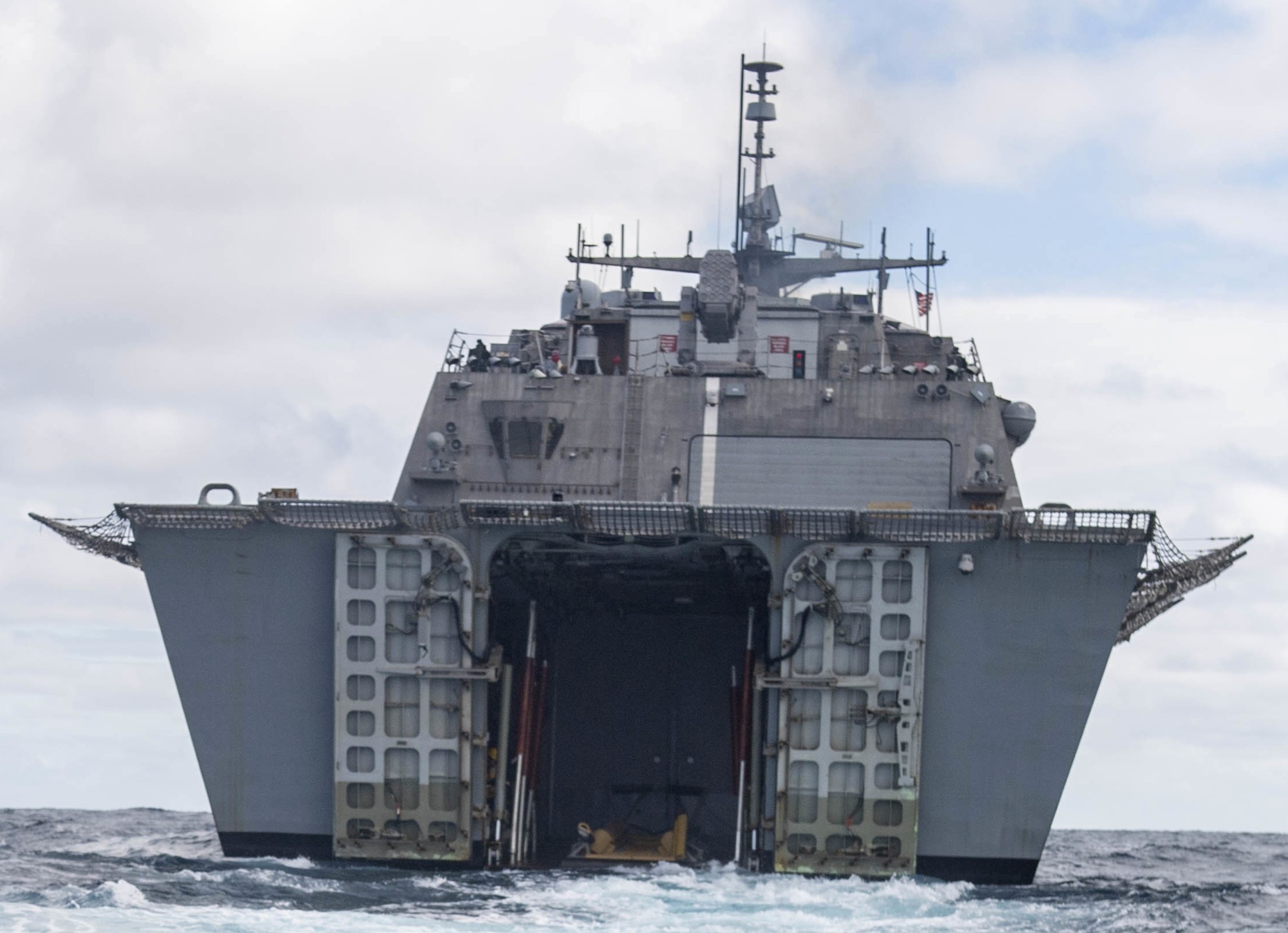 lcs-7 uss detroit freedom class littoral combat ship us navy 50