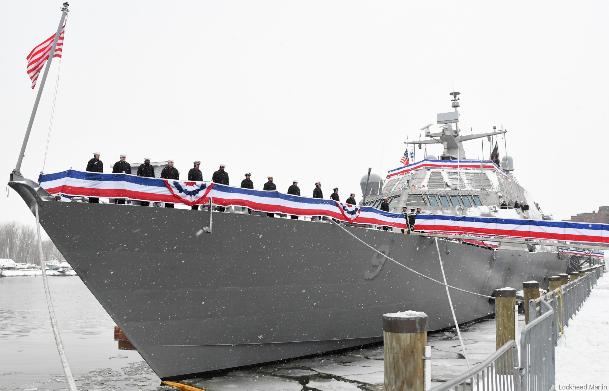 lcs-9 uss little rock freedom class littoral combat ship us navy 26 commissioning ceremony buffalo new york