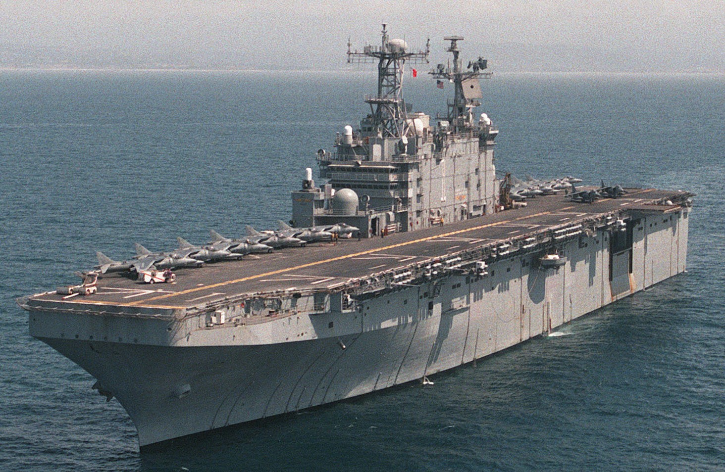 lha-1 uss tarawa amphibious assault ship us navy 13th meu soc marines hmm-161 rein exercise kernel blitz 09