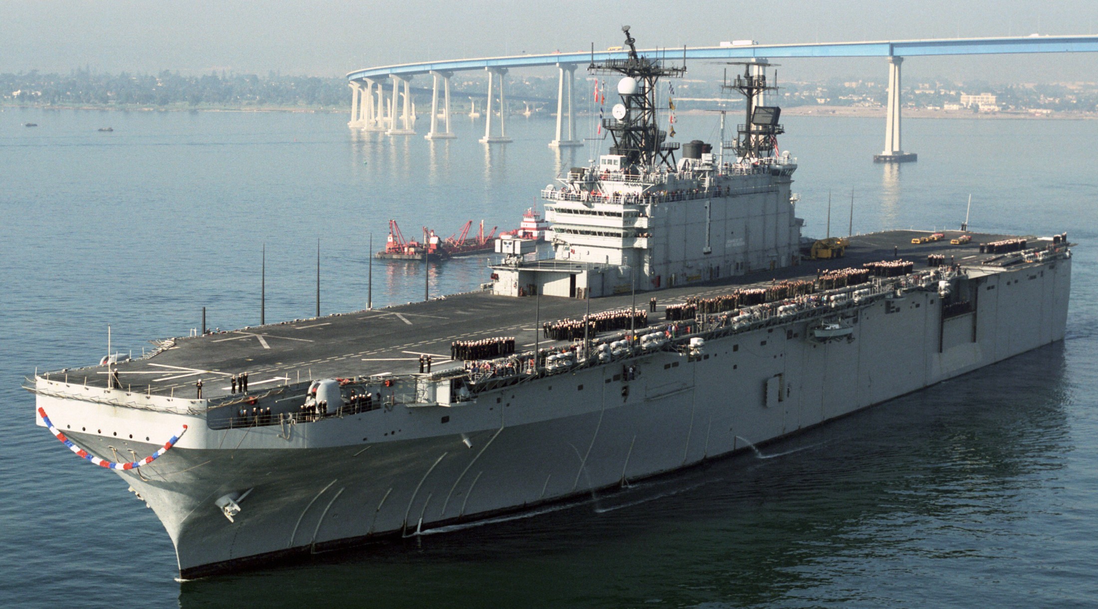 lha-1 uss tarawa amphibious assault ship us navy san diego return 72