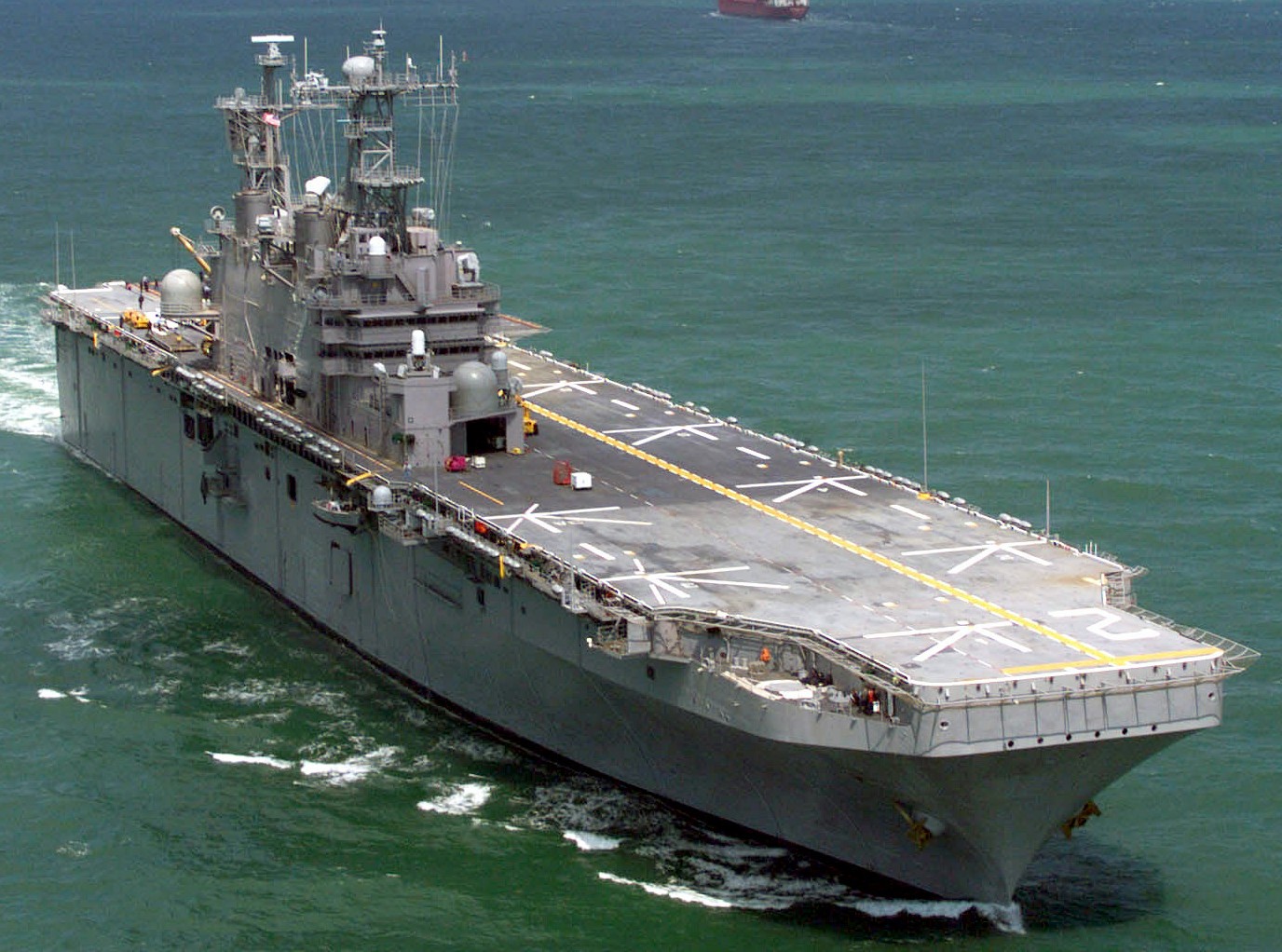 lha-2 uss saipan tarawa class amphibious assault ship us navy 05