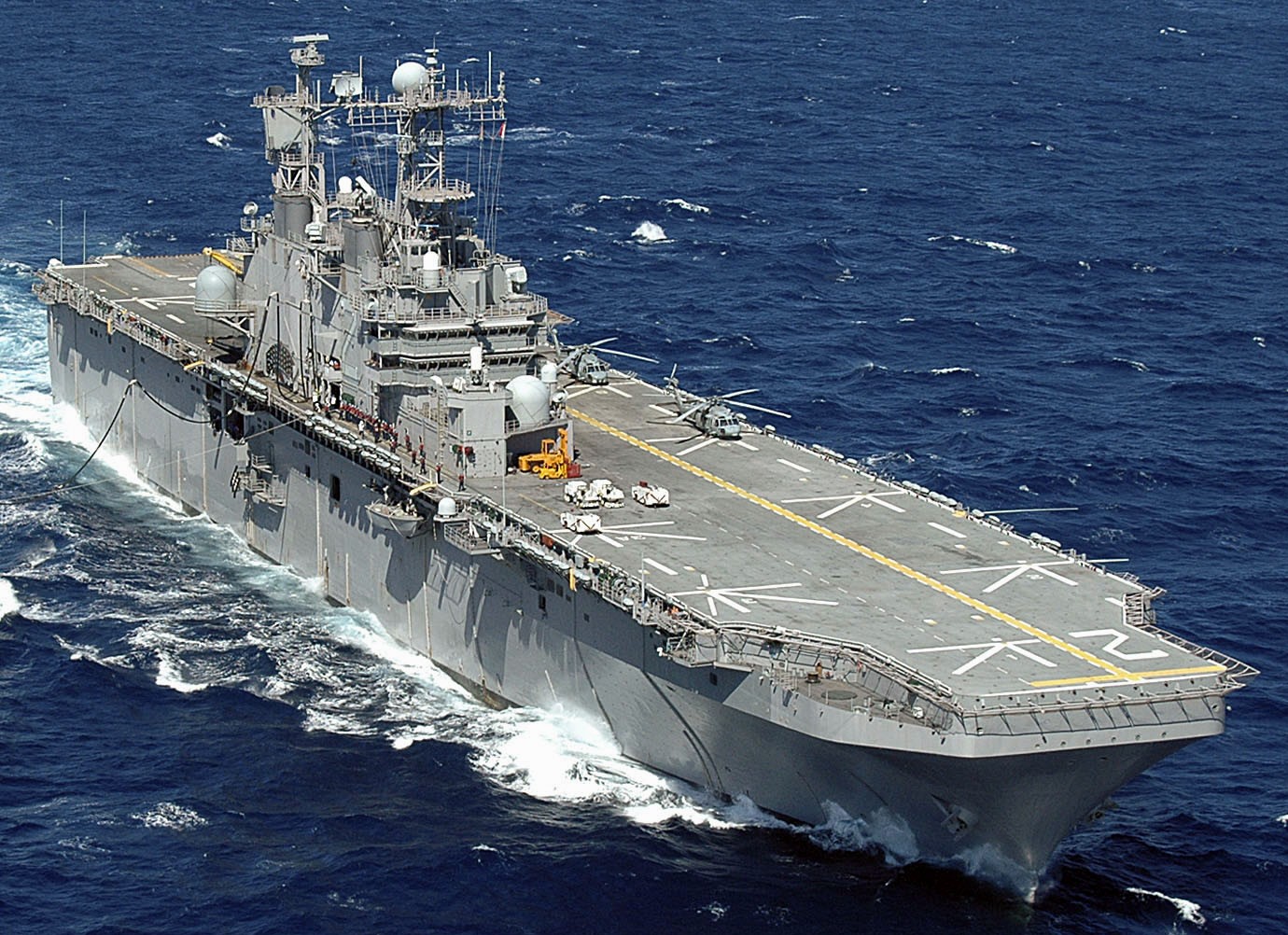 lha-2 uss saipan tarawa class amphibious assault ship us navy 25