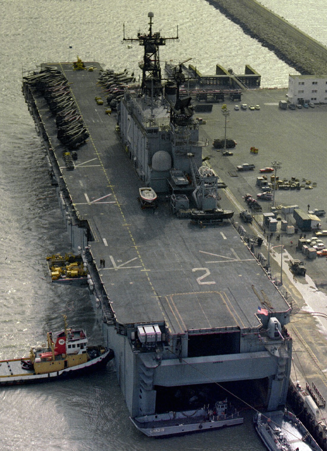 lha-2 uss saipan tarawa class amphibious assault ship us navy 32nd mau hmm-264 usmc 47 rota spain