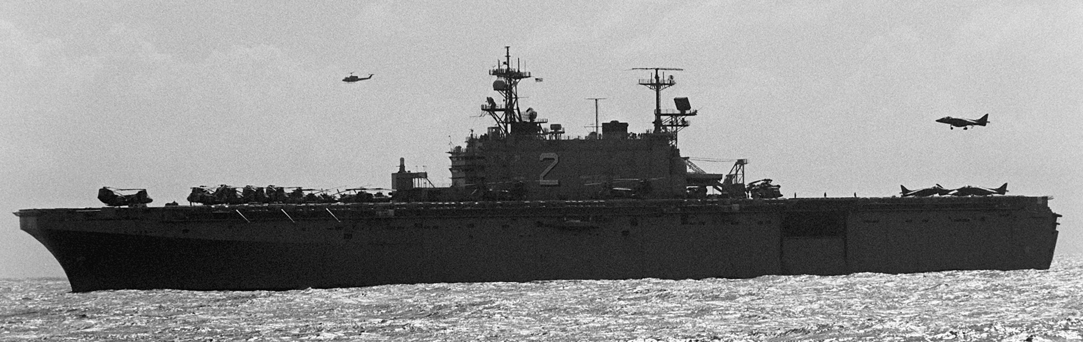 lha-2 uss saipan tarawa class amphibious assault ship us navy 22nd meu hmm-261 usmc fleet ex 90 69