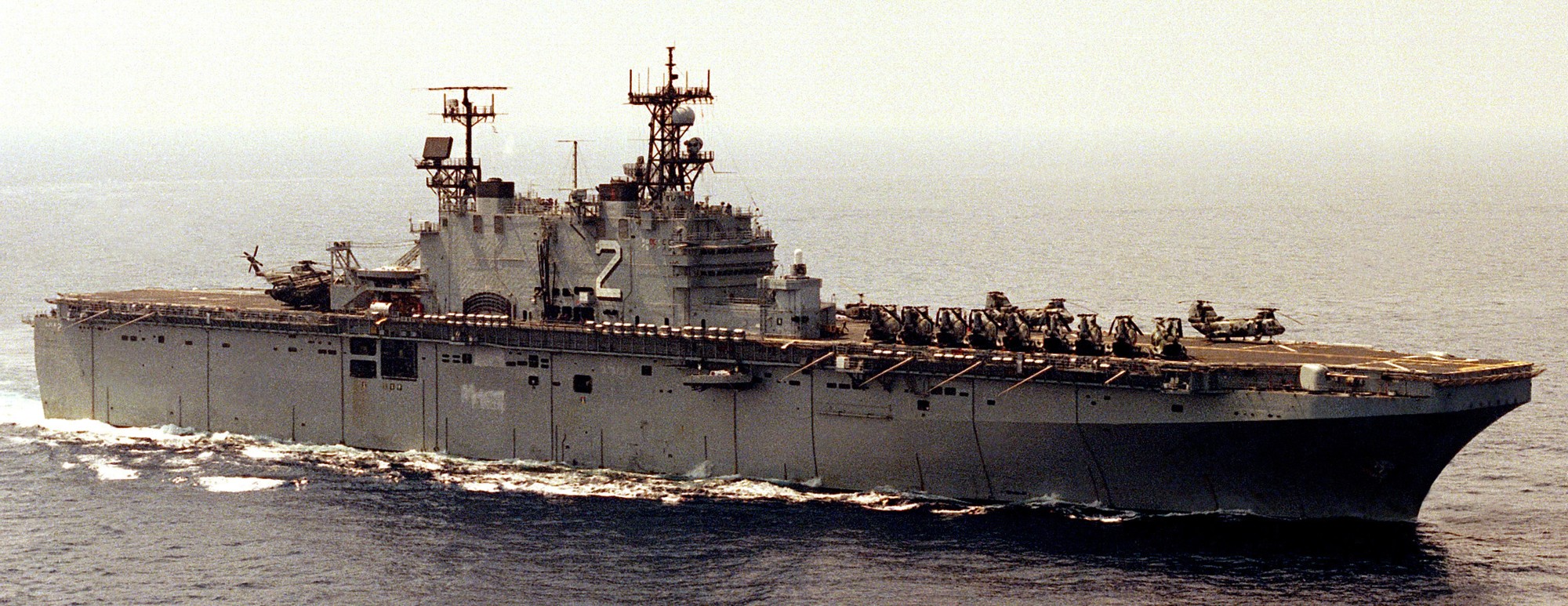 lha-2 uss saipan tarawa class amphibious assault ship us navy 22nd meu hmm-261 usmc exercise dragon hammer 72