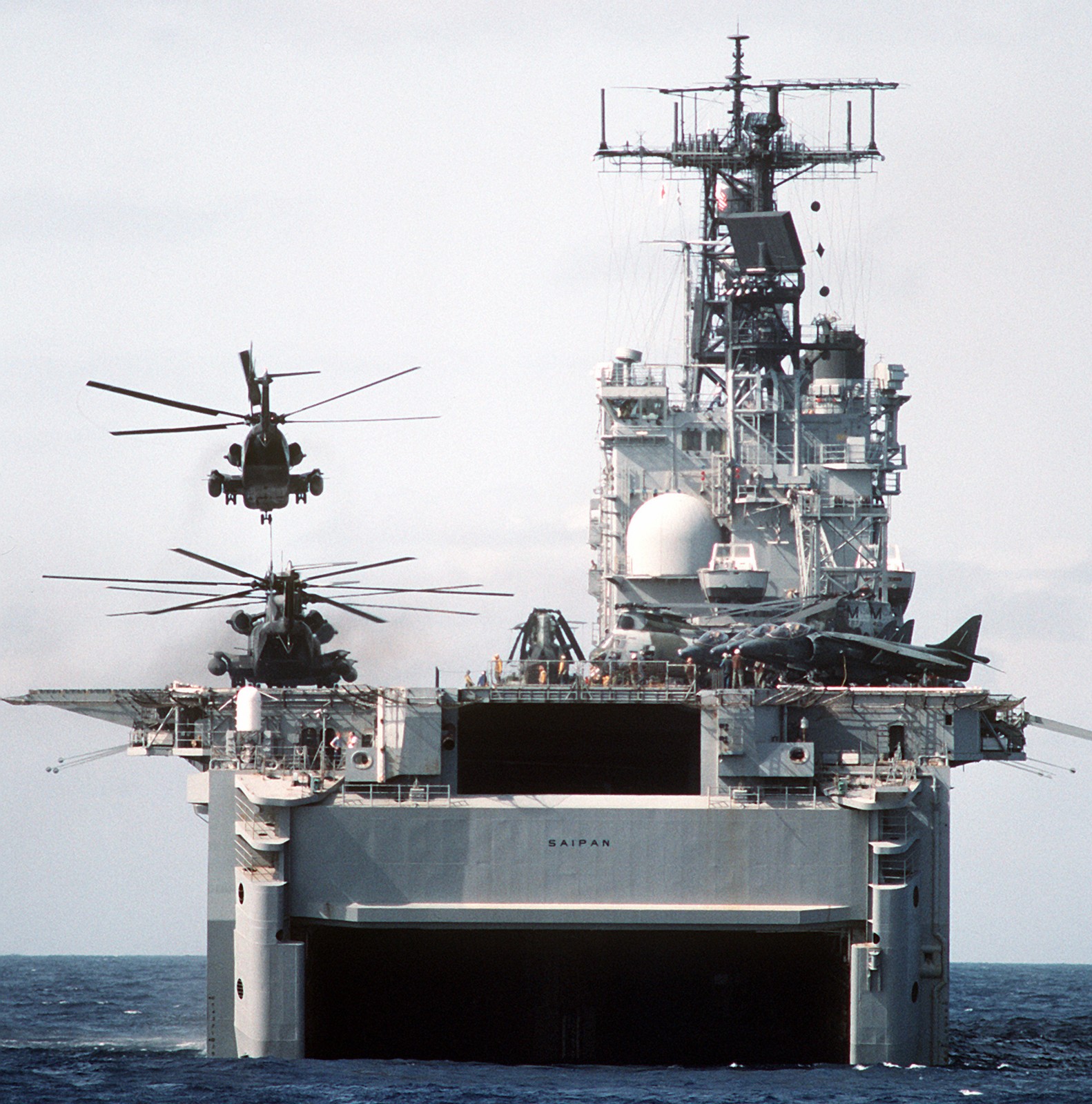 lha-2 uss saipan tarawa class amphibious assault ship us navy 22nd meu hmm-261 usmc operation sharp edge liberia 82