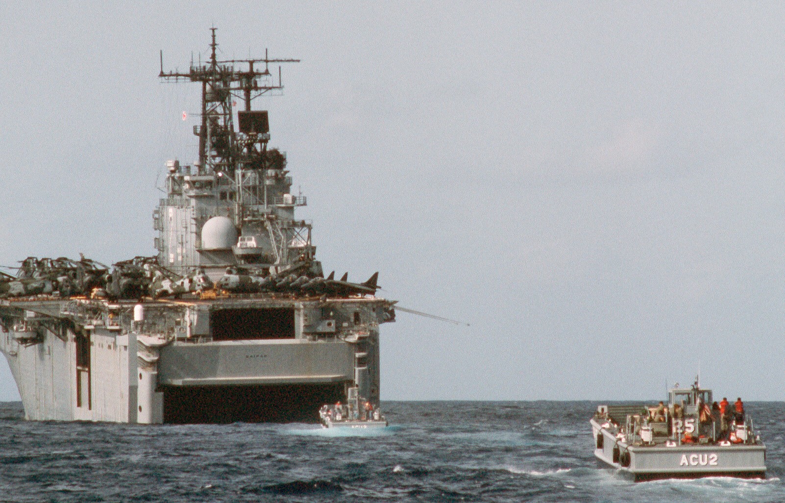 lha-2 uss saipan tarawa class amphibious assault ship us navy 22nd meu hmm-261 usmc operation sharp edge liberia 85