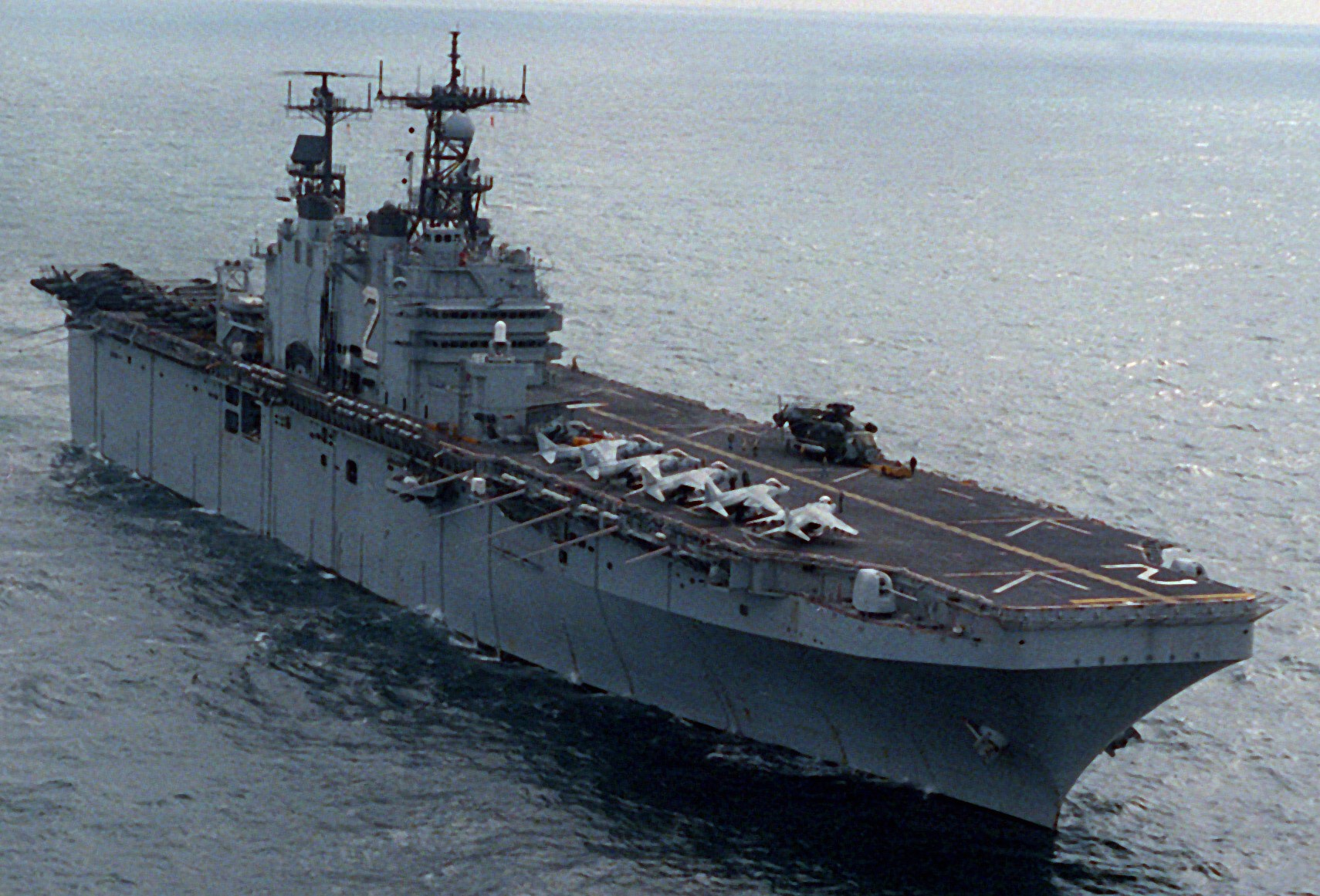 lha-2 uss saipan tarawa class amphibious assault ship us navy 22nd meu hmm-261 rein usmc 94