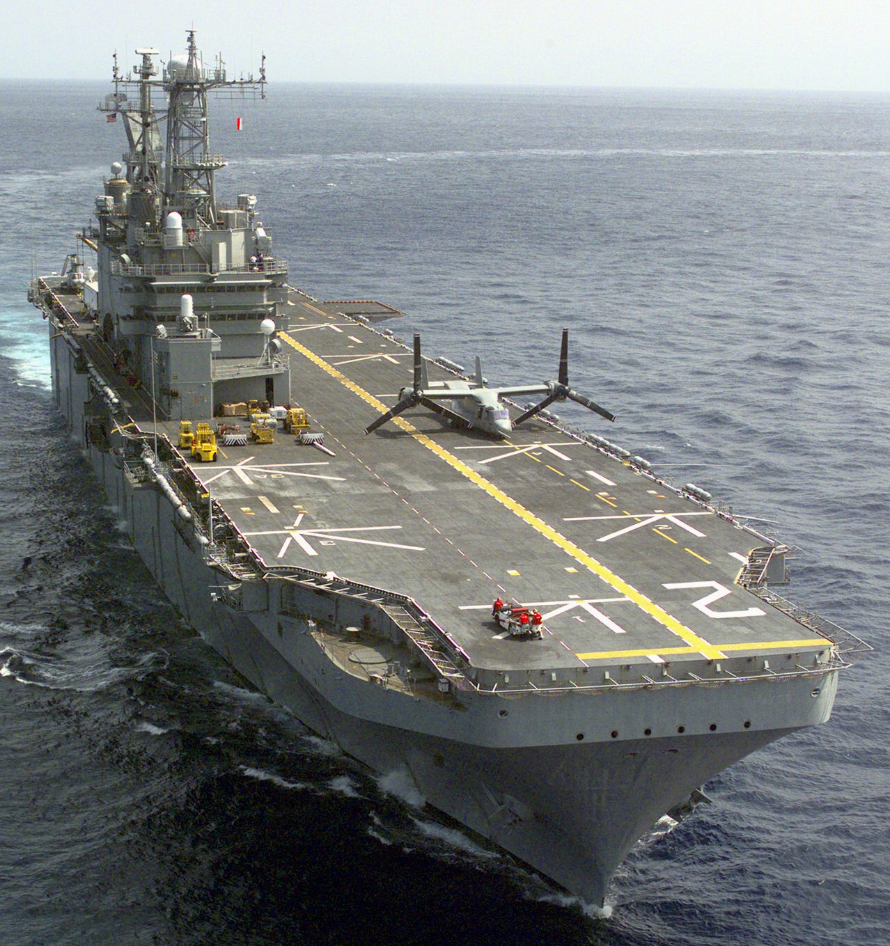 lha-2 uss saipan tarawa class amphibious assault ship us navy 98 mv-22 osprey testing