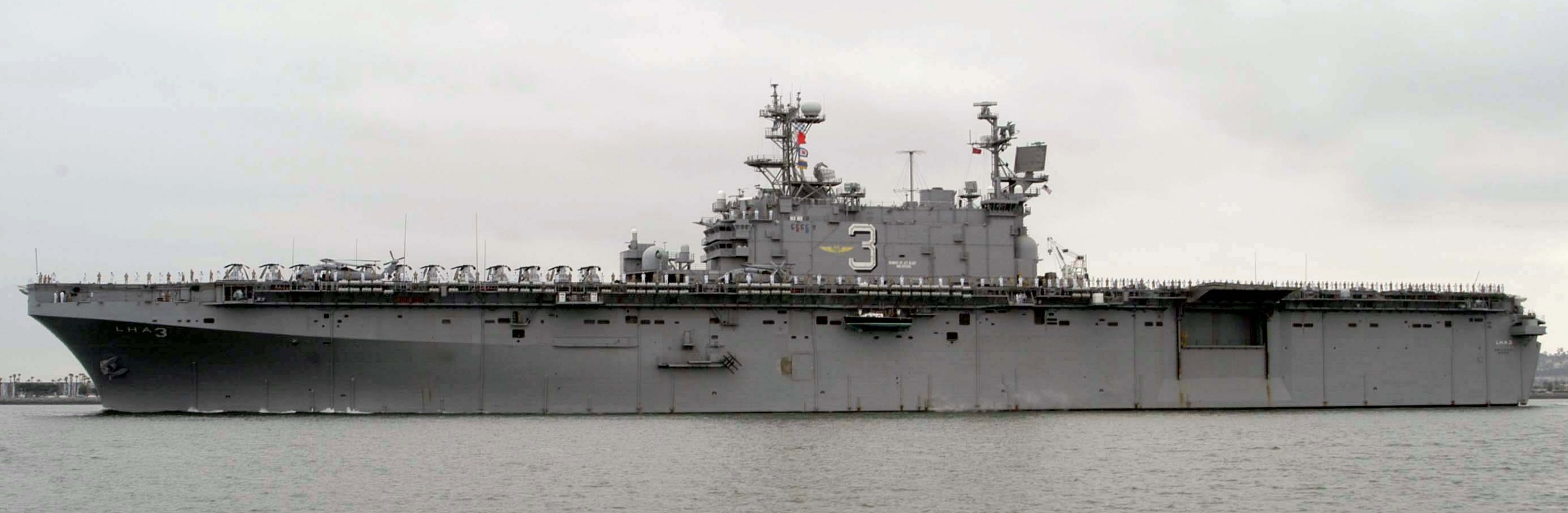 lha-3 uss belleau wood tarawa class amphibious assault ship us navy 05