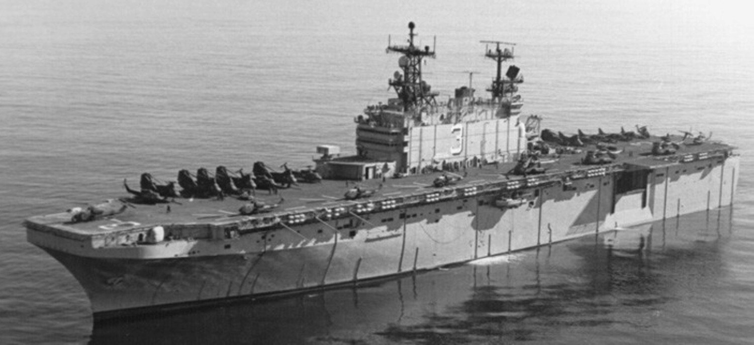 lha-3 uss belleau wood tarawa class amphibious assault ship us navy 15