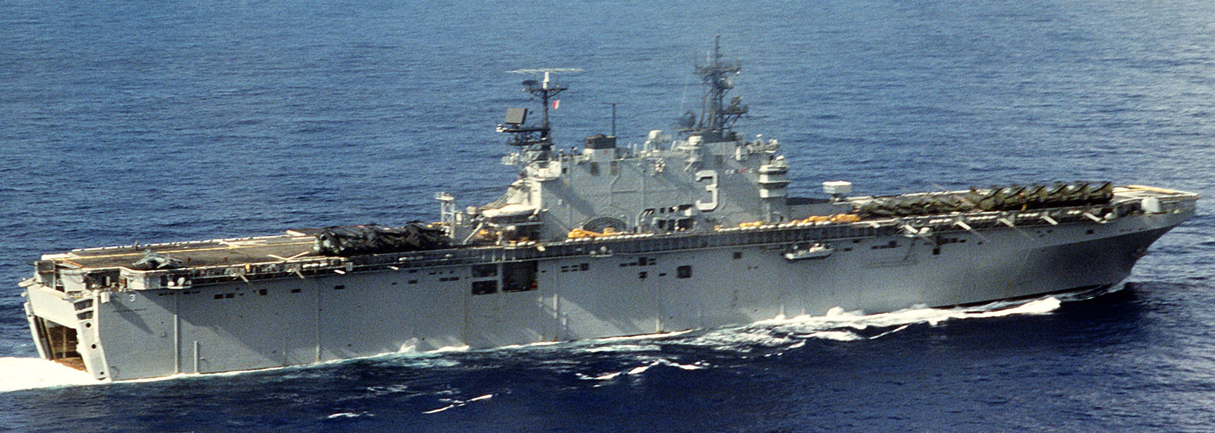 lha-3 uss belleau wood tarawa class amphibious assault ship us navy 21