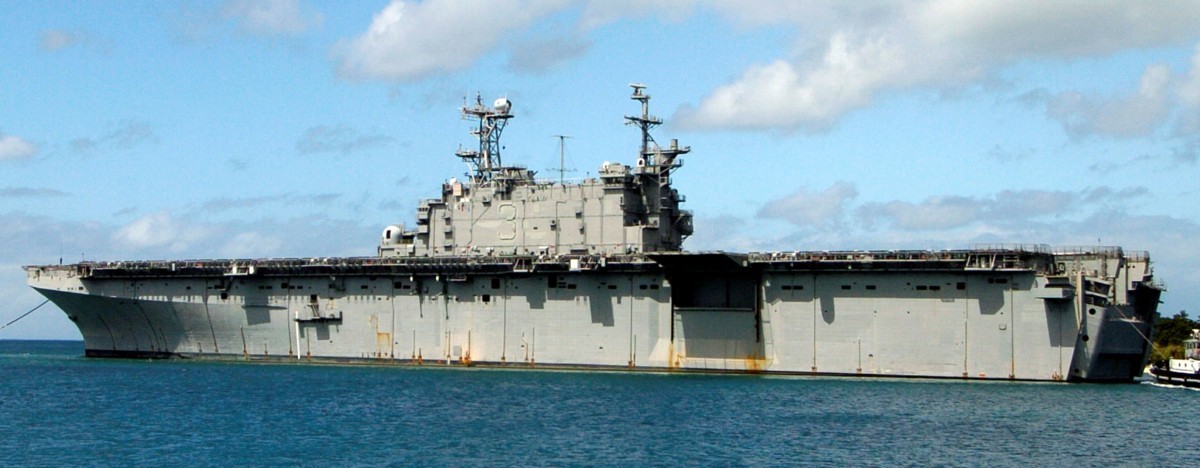 lha-3 uss belleau wood tarawa class amphibious assault ship us navy 31 exercise rimpac 2006 sinkex