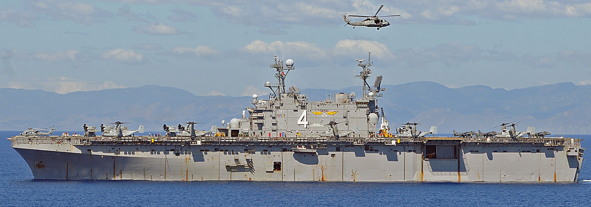 lha-4 uss nassau tarawa class amphibious assault ship us navy 47