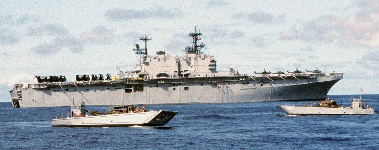 lha-4 uss nassau tarawa class amphibious assault ship us navy 103 exercise ahuas tara honduras