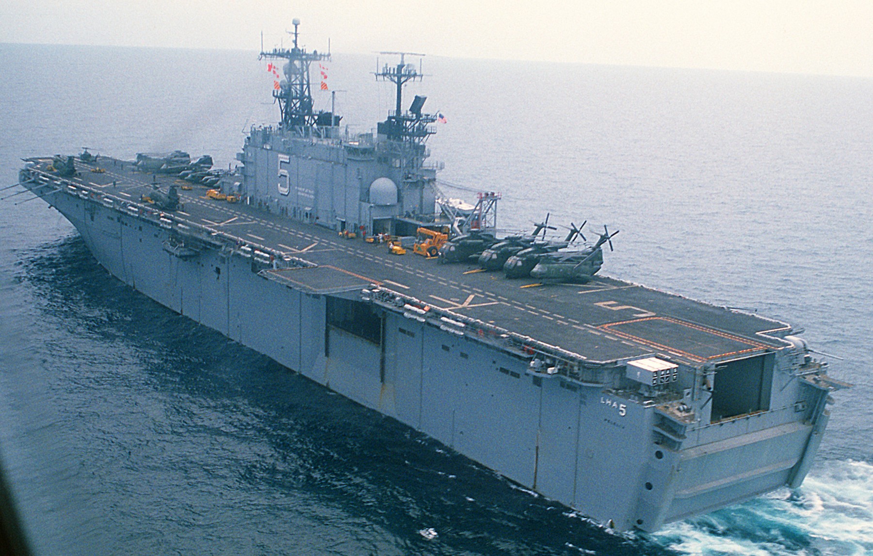 lha-5 uss peleliu tarawa class amphibious assault ship landing helicopter us navy exercise cobra gold 142
