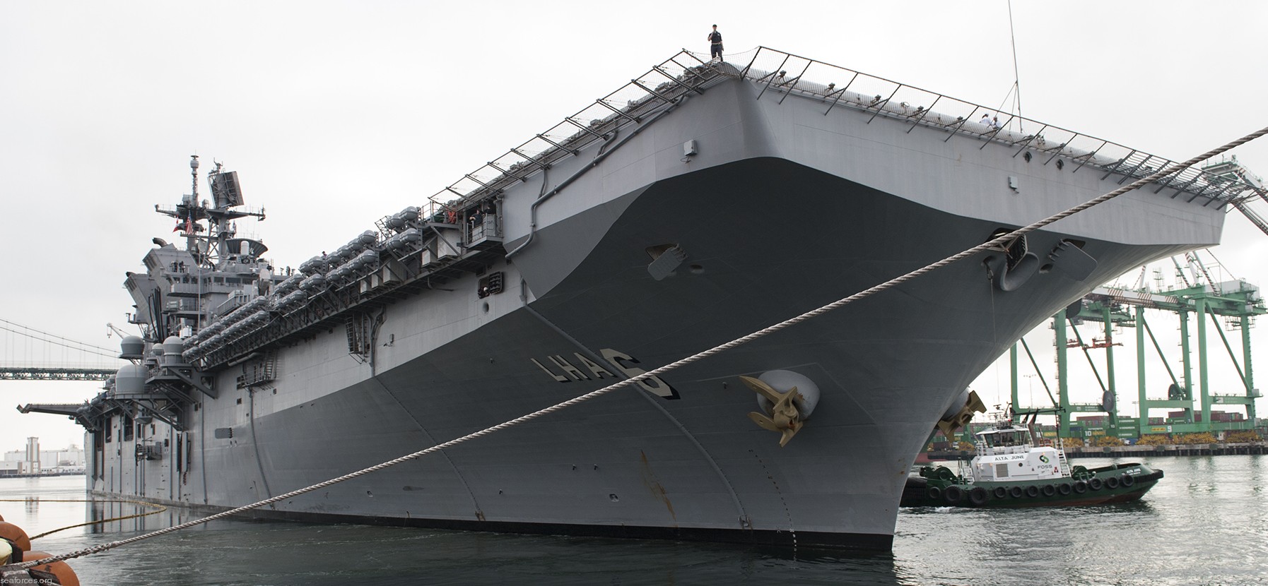 lha-6 uss america amphibious assault ship us navy 60 san pedro california