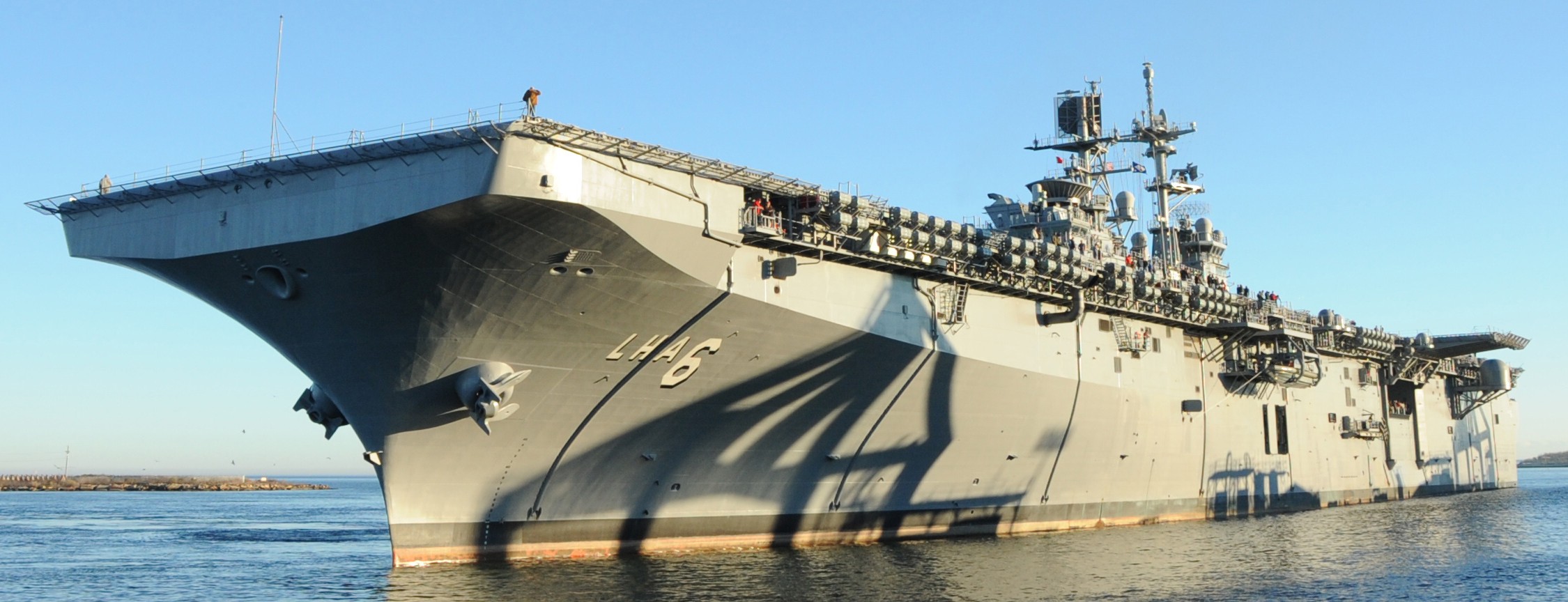 lha-6 uss america amphibious assault ship us navy 86
