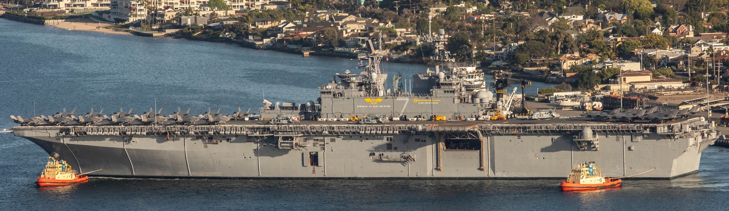 lha-7 uss tripoli america class amphibious assault ship us navy 45