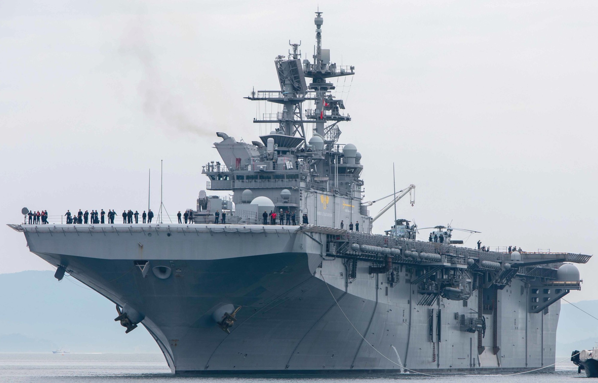 lha-7 uss tripoli america class amphibious assault ship landing us navy marines mcas iwakuni japan 57