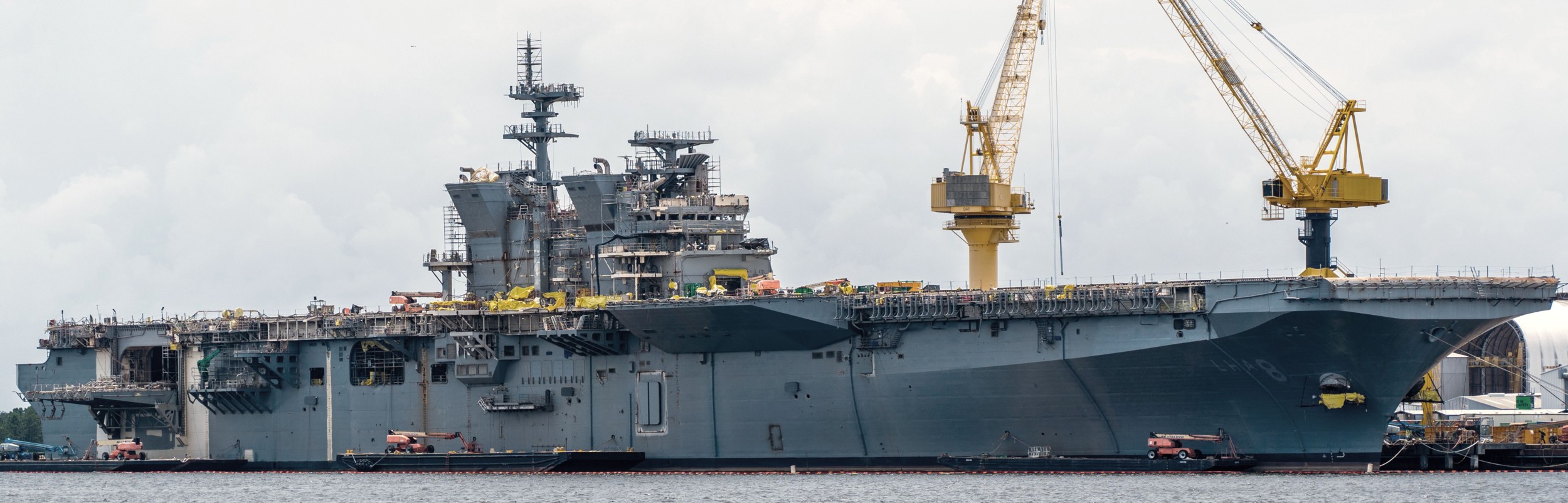 lha-8 uss bougainville america class amphibious assault ship huntington ingalls pascagoula hii 2024 17