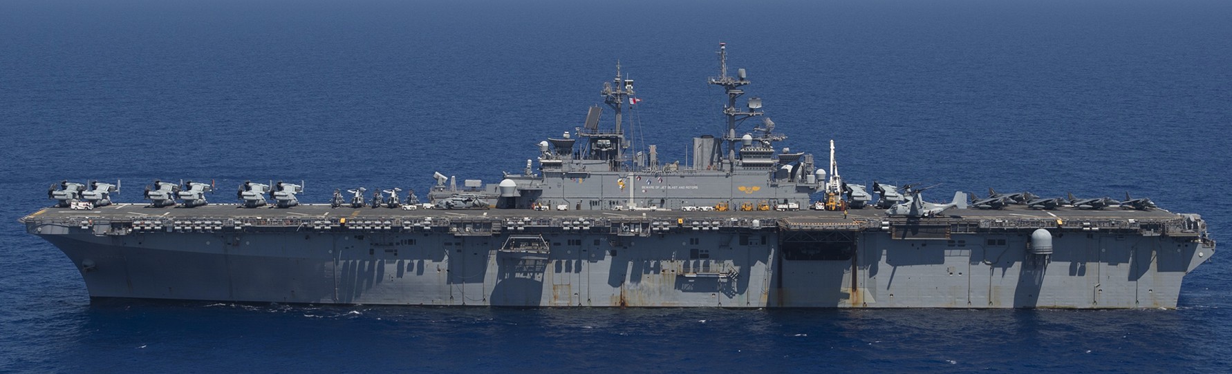 lhd-1 uss wasp amphibious assault landing ship dock helicopter us navy mediterranean sea 177