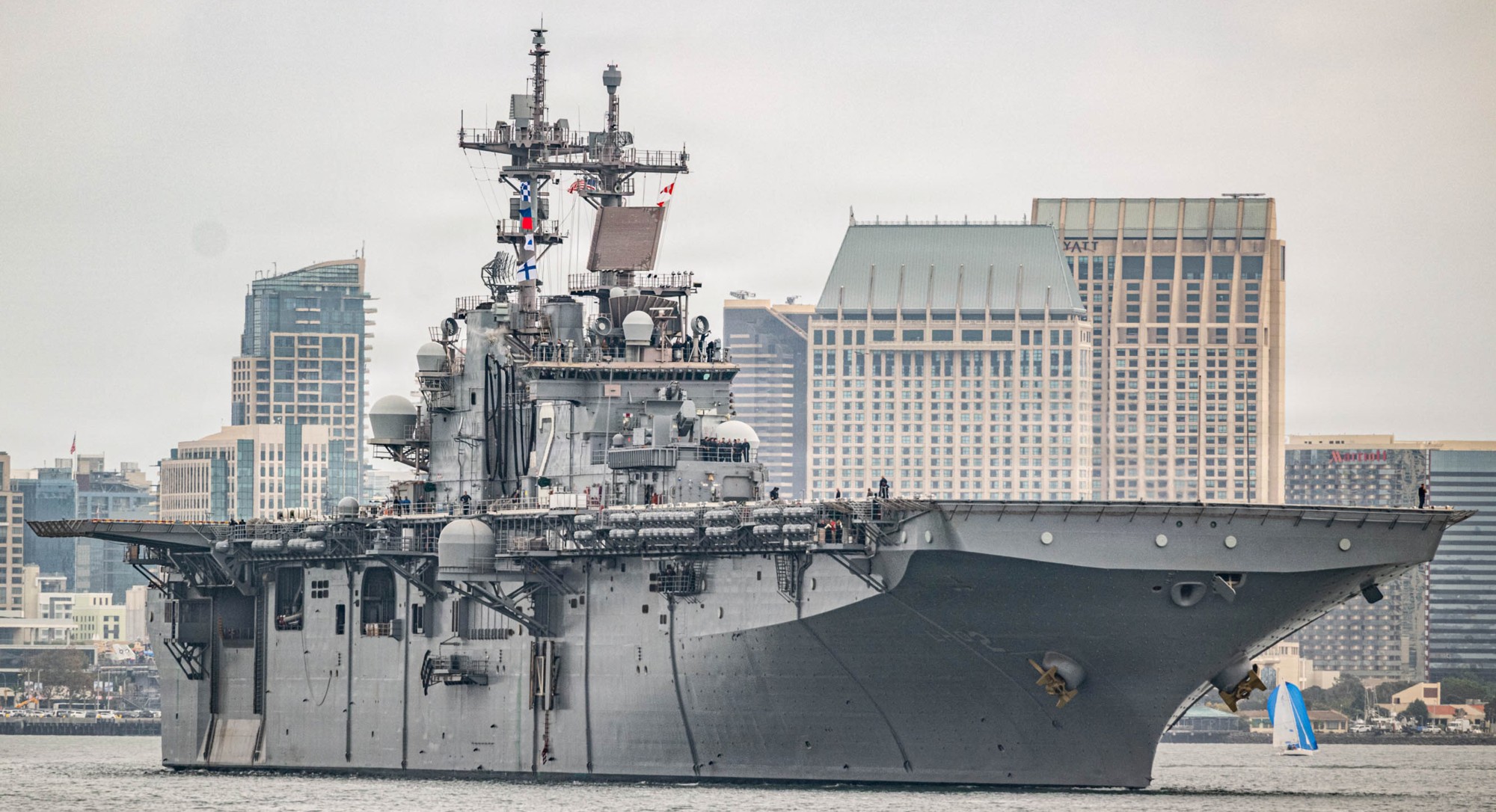 uss essex lhd-2 amphibious assault ship departing san diego sea trials after dsra 257