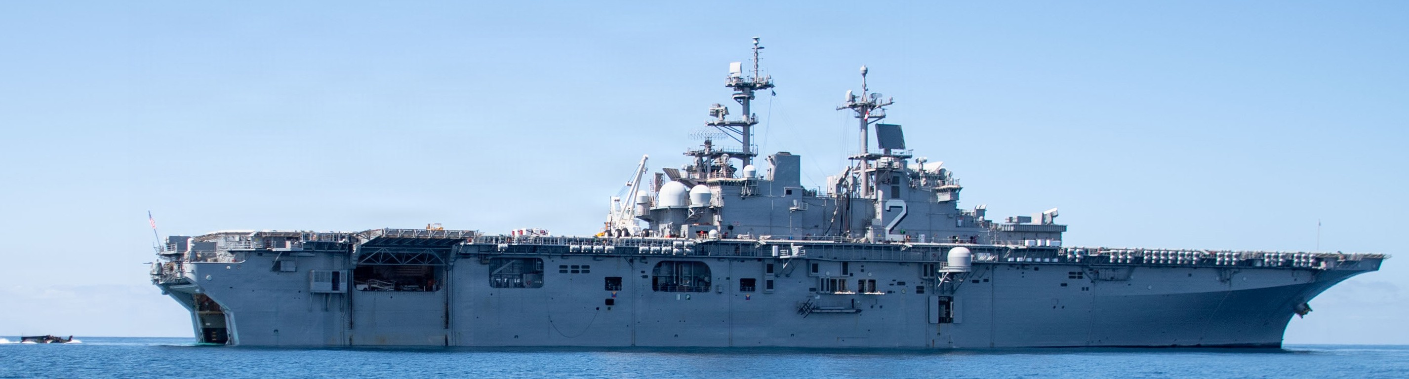 LHD-2 USS Essex Wasp class Amphibious Assault Ship US Navy