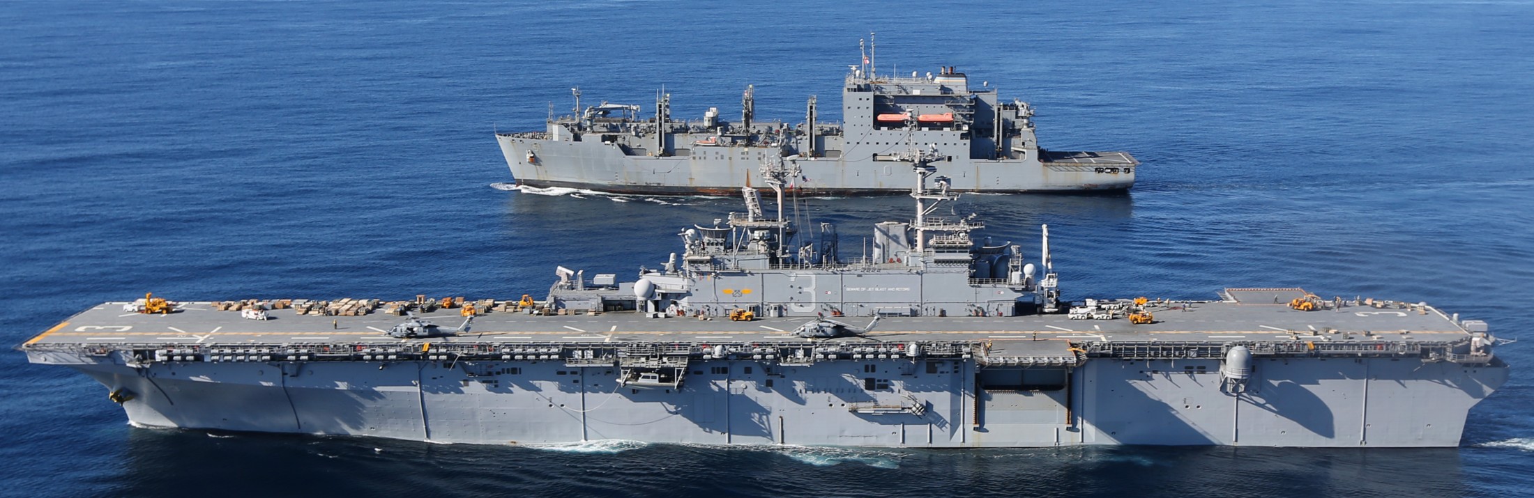 lhd-3 uss kearsarge wasp class amphibious assault ship us navy marines 91