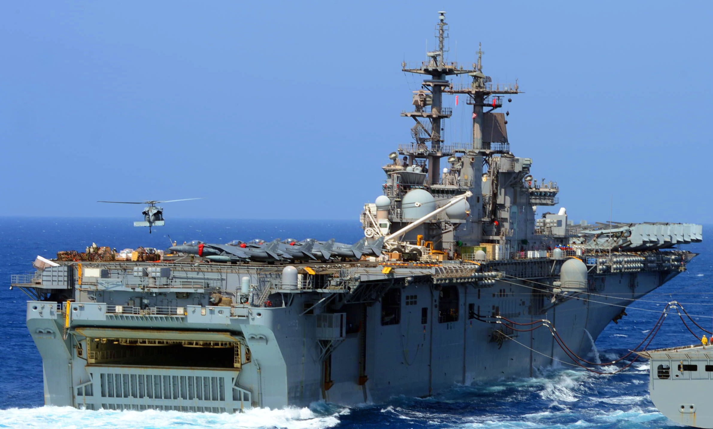 lhd-3 uss kearsarge wasp class amphibious assault ship us navy marines vmm-266 arabian sea 100