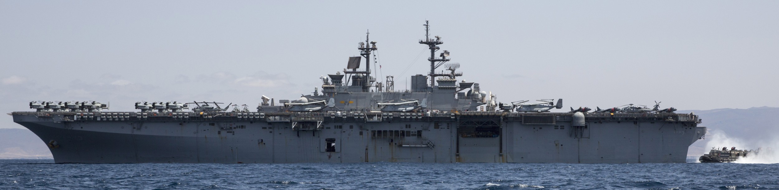 lhd-3 uss kearsarge wasp class amphibious assault ship us navy marines vmm-266 101