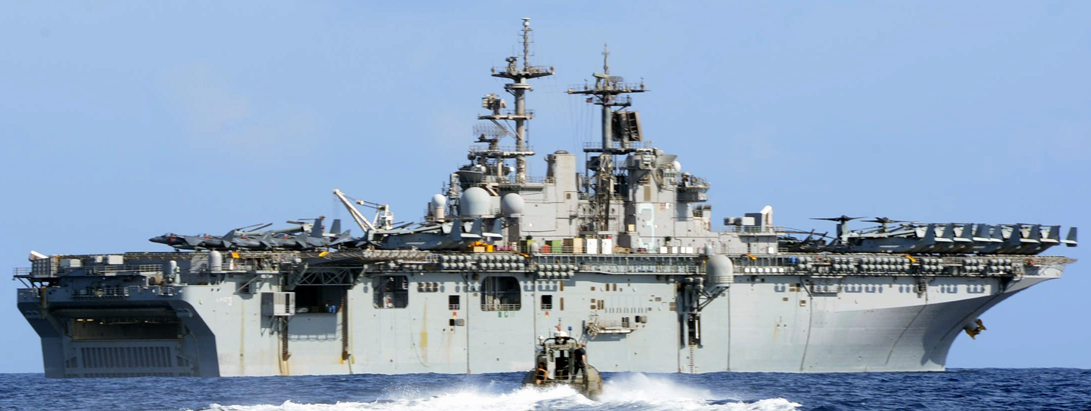 lhd-3 uss kearsarge wasp class amphibious assault ship us navy marines vmm-266 103