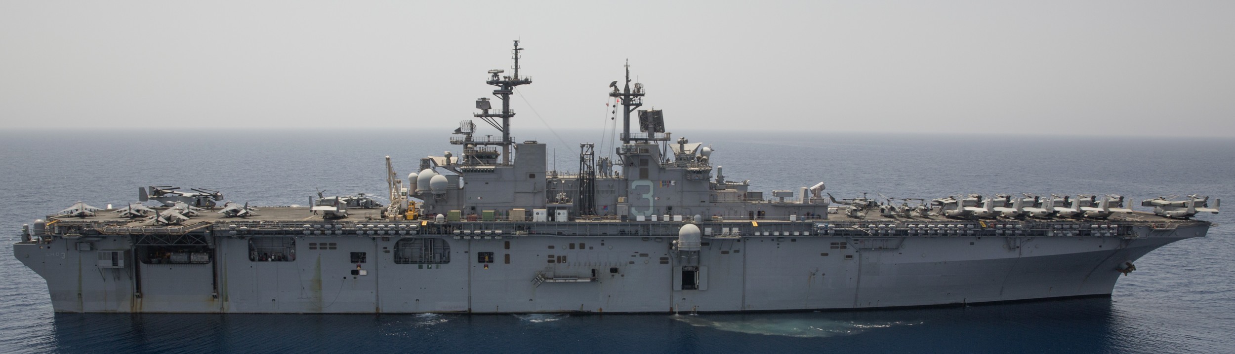 lhd-3 uss kearsarge wasp class amphibious assault ship us navy marines vmm-266 114