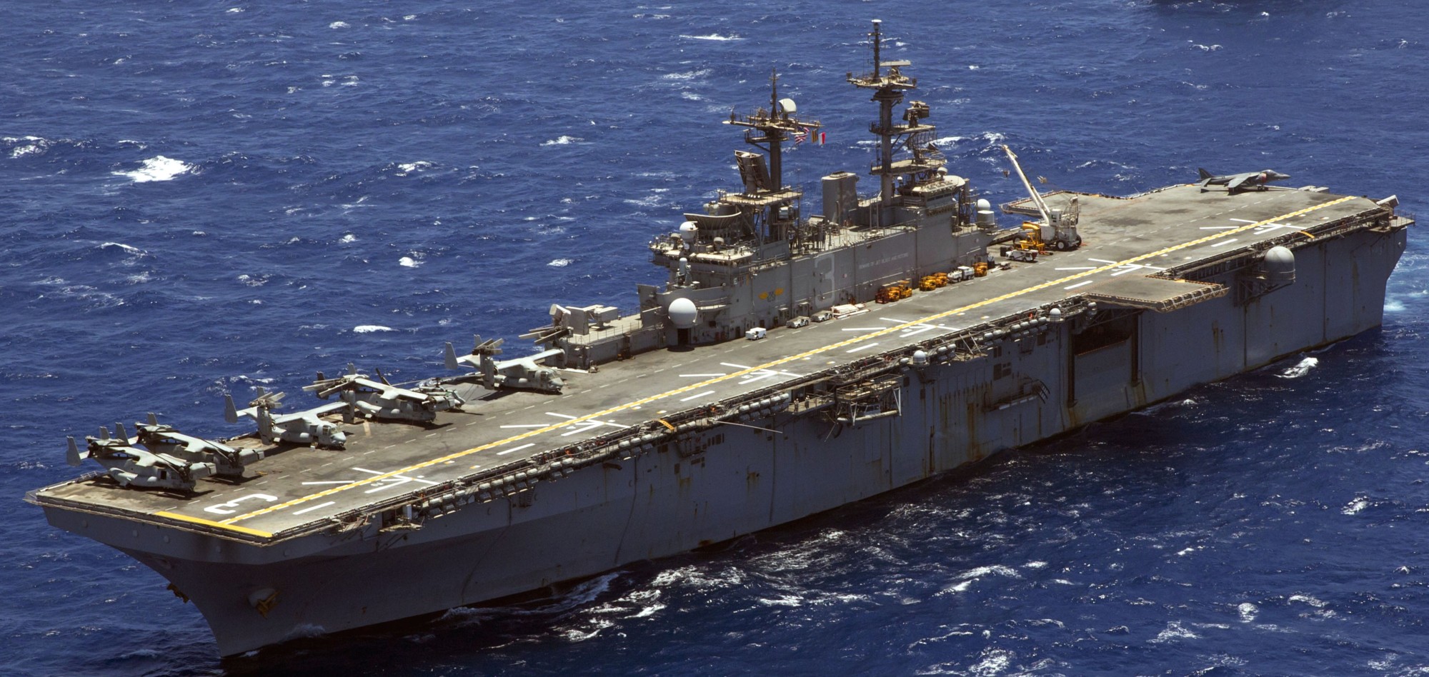 lhd-3 uss kearsarge wasp class amphibious assault ship us navy marines vmm-266 red sea jordan 126